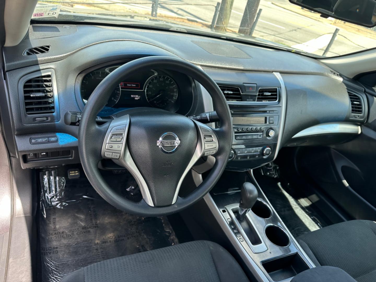 2014 Nissan Altima (1N4AL3AP1EN) , located at 419 N 18th St., Monroe, LA, 71201, (318) 410-9250, 32.514370, -92.105133 - Photo#2
